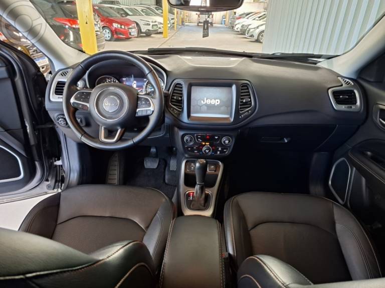 JEEP - COMPASS 2.0 16V FLEX LONGITUDE AUTOMÁTICO - 2019/2020 - CINZA - R$ 101.500,00