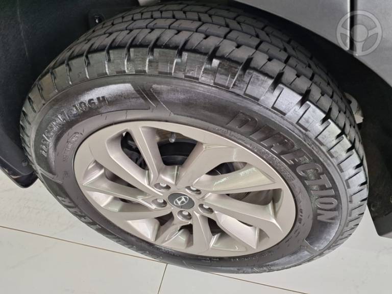 HYUNDAI - TUCSON 1.6 16V T-GDI GLS ECOSHIFT - 2017/2018 - BRANCA - R$ 99.900,00