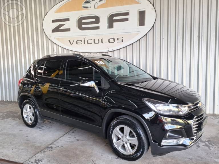 CHEVROLET - TRACKER 1.4 16V TURBO FLEX LT AUTOMÁTICO - 2018/2018 - PRETA - R$ 81.900,00