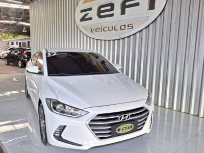 HYUNDAI - ELANTRA 2.0 16V FLEX 4P AUTOMÁTICO - 2016/2017 - BRANCA - R$ 79.900,00
