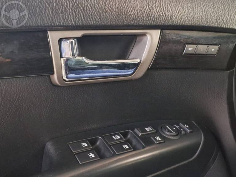 KIA MOTORS - MOHAVE 3.0 4X4 V6 24V TURBO DIESEL 4P AUTOMÁTICO - 2014/2015 - PEROLA - R$ 118.900,00