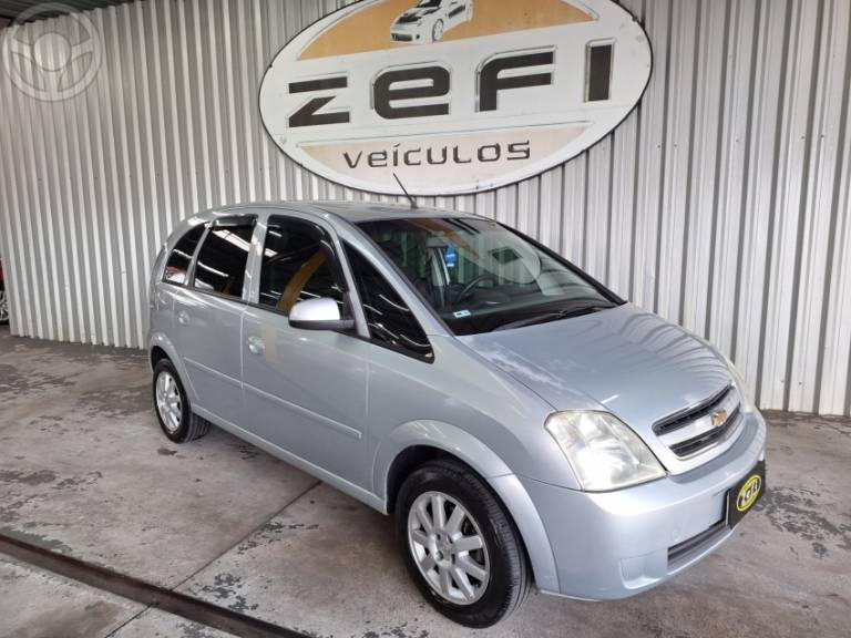 CHEVROLET - MERIVA 1.4 MPFI MAXX 8V ECONO.FLEX 4P MANUAL - 2008/2009 - PRATA - R$ 25.900,00
