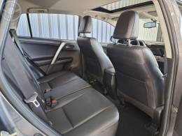 TOYOTA - RAV4 2.0 TOP 4X2 16V 4P AUTOMÁTICO - 2017/2017 - CINZA - R$ 114.900,00