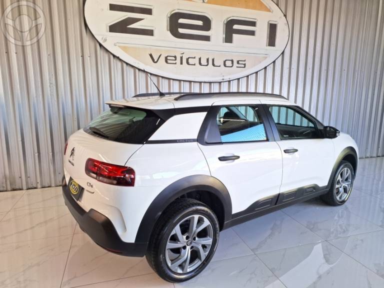CITROËN - C4 CACTUS 1.6 VTI FEEL BUS FLEX 4P AUTOMATICO - 2020/2021 - BRANCA - R$ 76.500,00
