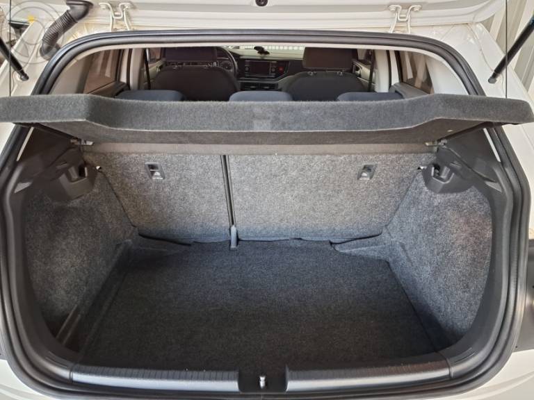 VOLKSWAGEN - POLO 1.0 200 TSI COMFORTLINE AUTOMÁTICO - 2018/2019 - BRANCA - R$ 74.500,00