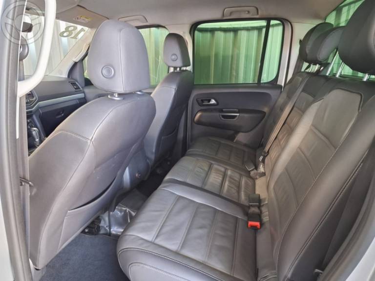 VOLKSWAGEN - AMAROK 2.0 HIGHLINE 4X4 CD 16V TURBO INTERCOOLER DIESEL 4P AUTOMÁTICO - 2018/2018 - PRATA - R$ 138.900,00