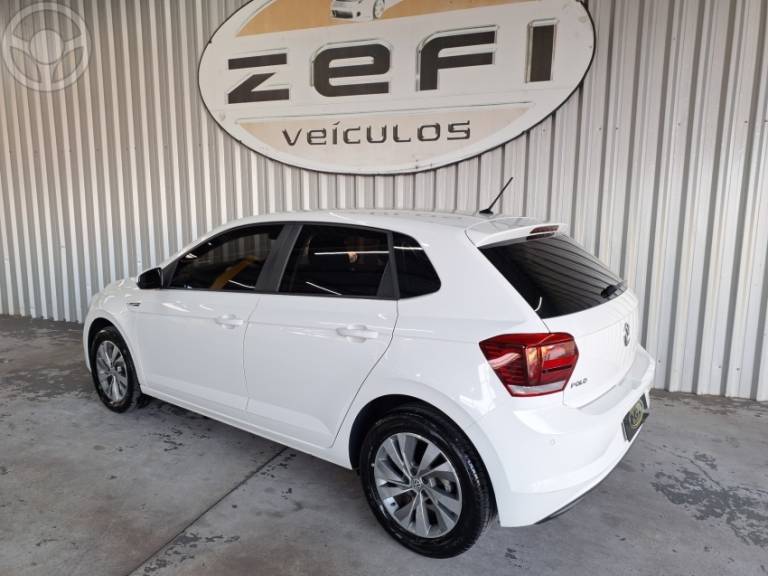 VOLKSWAGEN - POLO 1.0 200 TSI COMFORTLINE AUTOMÁTICO - 2018/2019 - BRANCA - R$ 74.500,00