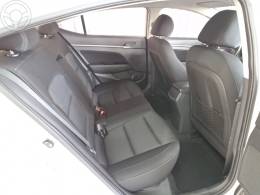 HYUNDAI - ELANTRA 2.0 16V FLEX 4P AUTOMÁTICO - 2016/2017 - BRANCA - R$ 79.900,00