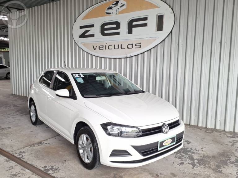VOLKSWAGEN - POLO 1.0MPI TOTAL FLEX MANUAL - 2020/2021 - BRANCA - R$ 71.800,00