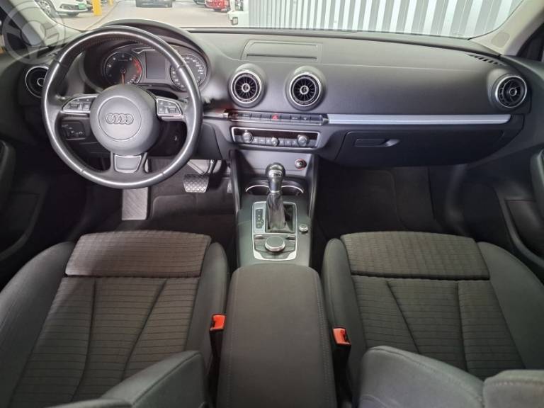 AUDI - A3 1.8 TFSI SPORTBACK 16V 4P AUTOMÁTICO - 2014/2015 - PRATA - R$ 89.900,00