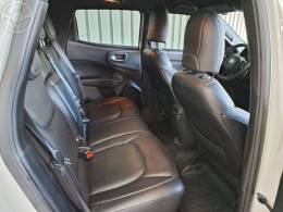 FIAT - TORO 2.0 16V ULTRA 4X4 AT9 DIESEL 4P AUTOMÁTICO - 2019/2020 - BRANCA - R$ 124.900,00