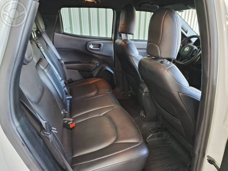 FIAT - TORO 2.0 16V ULTRA 4X4 AT9 DIESEL 4P AUTOMÁTICO - 2019/2020 - BRANCA - R$ 124.900,00