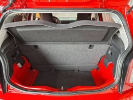 VOLKSWAGEN - UP 1.0 MPI TAKE UP 12V FLEX 4P MANUAL - 2016/2017 - VERMELHA - R$ 45.900,00