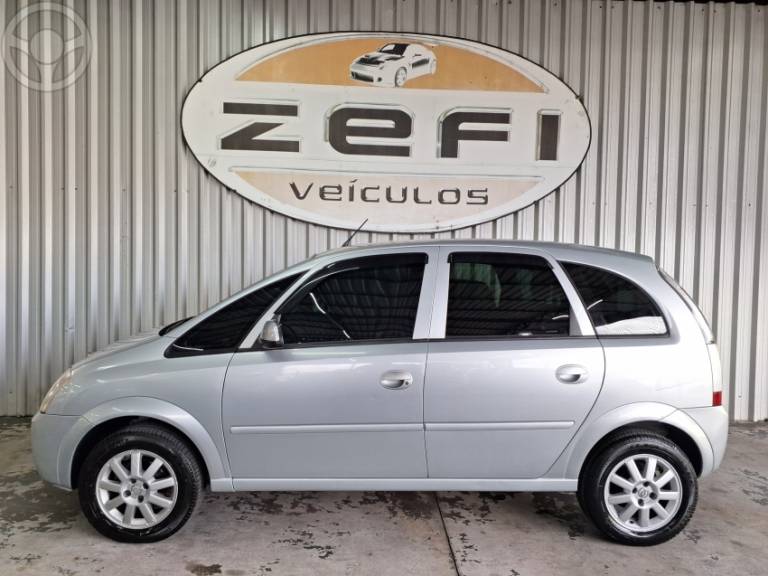 CHEVROLET - MERIVA 1.4 MPFI MAXX 8V ECONO.FLEX 4P MANUAL - 2008/2009 - PRATA - R$ 25.900,00