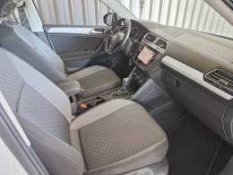 VOLKSWAGEN - TIGUAN 1.4 ALLSPACE 250 TSI FLEX 4P - 2018/2018 - BRANCA - R$ 111.900,00