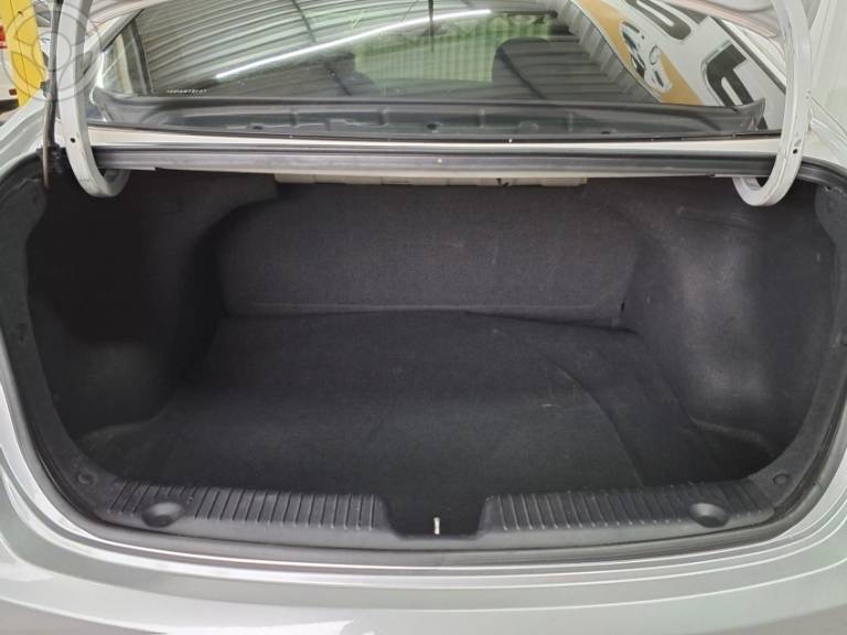 HYUNDAI - HB20S 1.6 COMFORT PLUS 16V FLEX 4P AUTOMÁTICO - 2015/2015 - PRATA - R$ 54.900,00