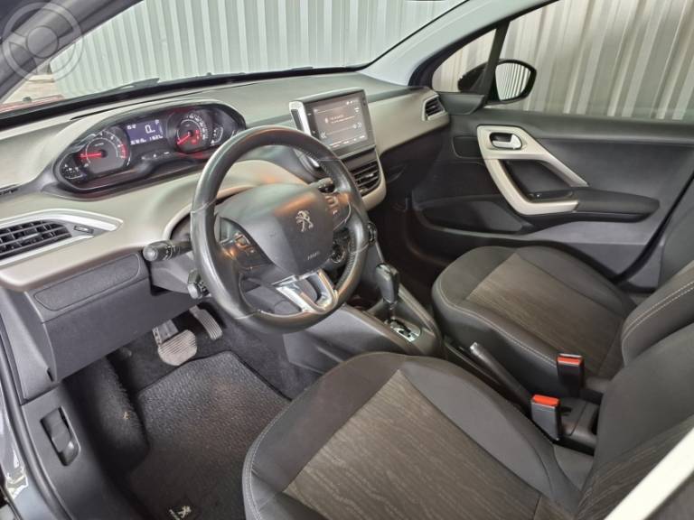 PEUGEOT - 2008 1.6 16V ALLURE PACK FLEX 4P AUTOMÁTICO - 2020/2021 - CINZA - R$ 66.900,00