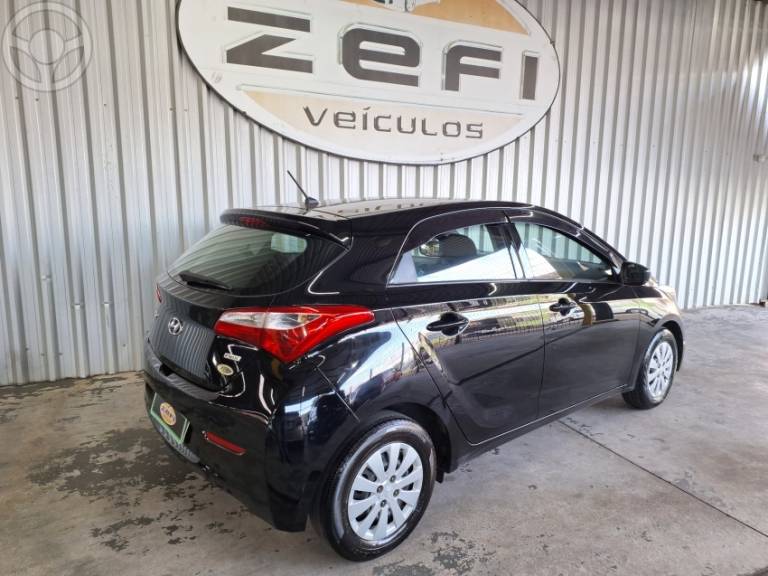 HYUNDAI - HB20 1.0 COMFORT 12V FLEX 4P MANUAL - 2015/2015 - PRETA - R$ 43.900,00