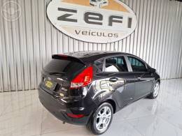 FORD - FIESTA 1.6 SE HATCH 16V FLEX 4P MANUAL - 2015/2016 - PRETA - R$ 49.900,00