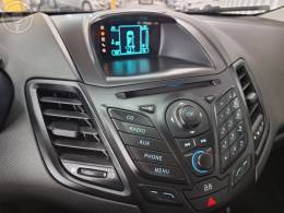 FORD - FIESTA 1.6 SE HATCH 16V FLEX 4P AUTOMÁTICO - 2015/2016 - BRANCA - R$ 51.900,00