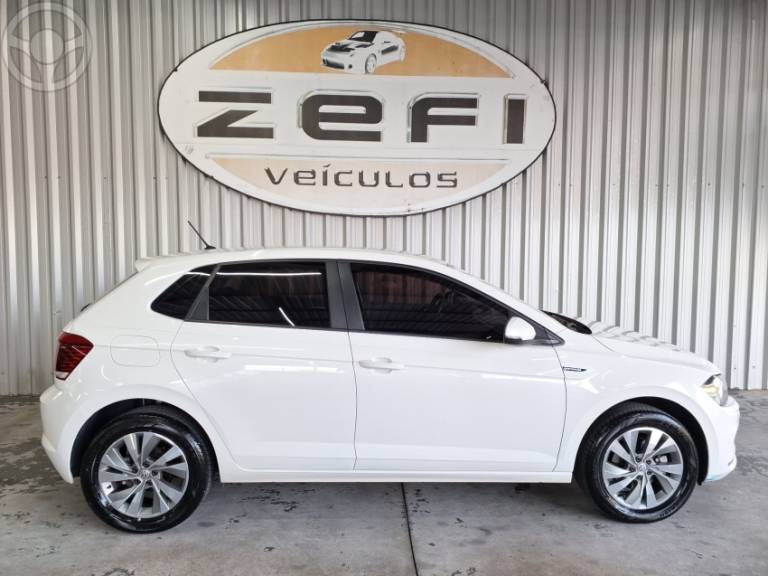 VOLKSWAGEN - POLO 1.0 200 TSI COMFORTLINE AUTOMÁTICO - 2018/2019 - BRANCA - R$ 74.500,00