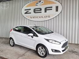 FORD - FIESTA 1.6 SE HATCH 16V FLEX 4P AUTOMÁTICO - 2015/2016 - BRANCA - R$ 51.900,00
