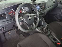 VOLKSWAGEN - POLO 1.0MPI TOTAL FLEX MANUAL - 2020/2021 - BRANCA - R$ 69.900,00