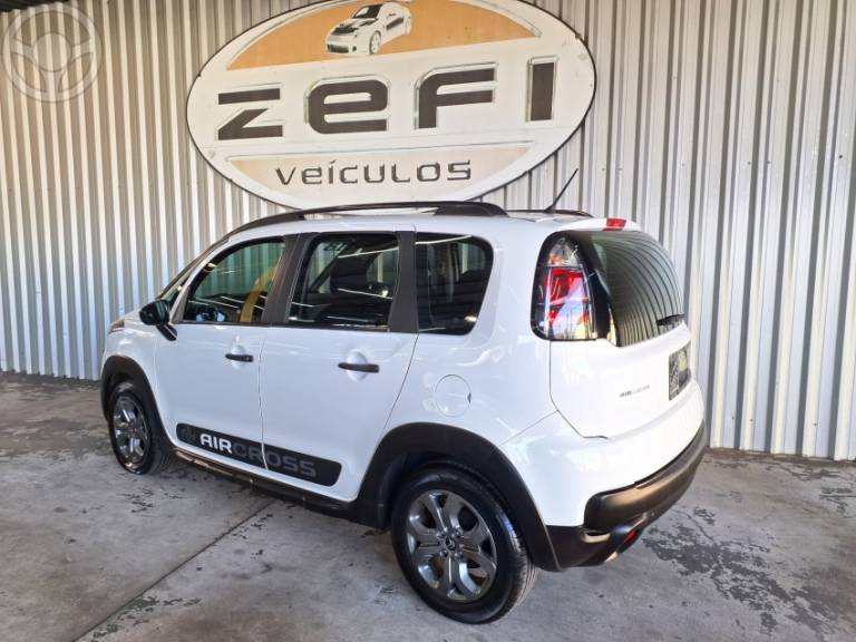 CITROËN - AIRCROSS 1.6 LIVE 16V FLEX 4P MANUAL - 2017/2018 - BRANCA - R$ 55.900,00