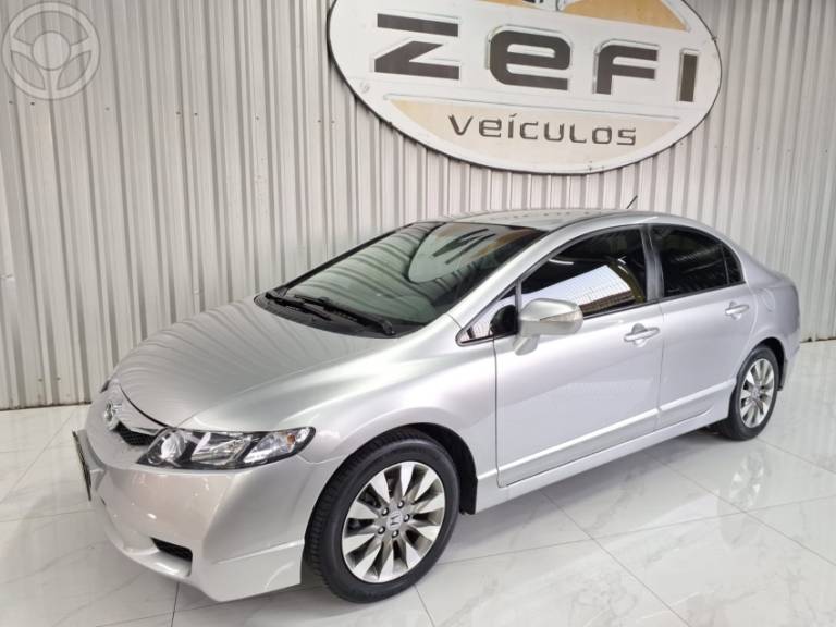 HONDA - CIVIC 1.8 LXL 16V FLEX 4P AUTOMÁTICO - 2011/2011 - PRATA - R$ 56.900,00