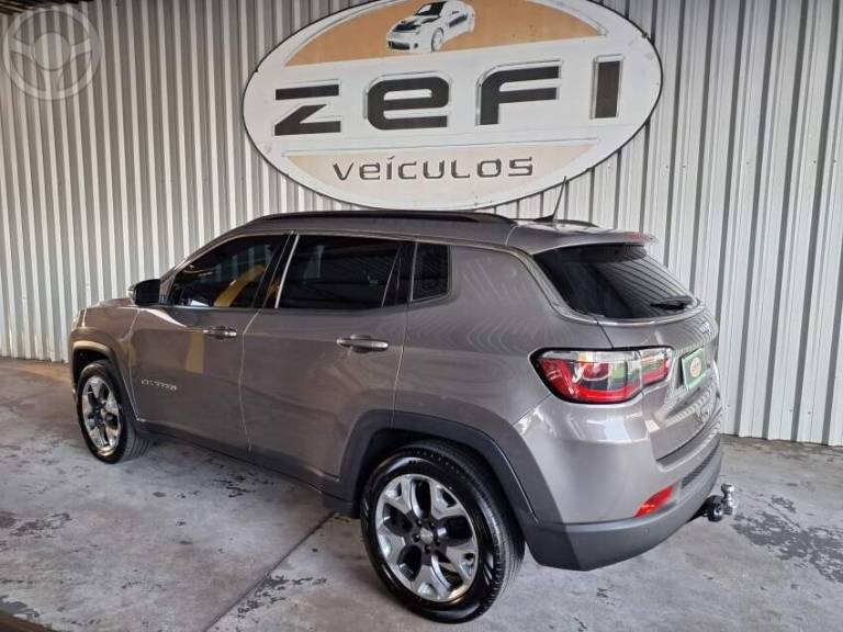 JEEP - COMPASS 2.0 16V FLEX LONGITUDE AUTOMÁTICO - 2019/2020 - CINZA - R$ 103.500,00