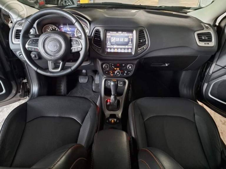 JEEP - COMPASS 2.0 16V FLEX LONGITUDE AUTOMÁTICO - 2019/2020 - CINZA - R$ 103.500,00