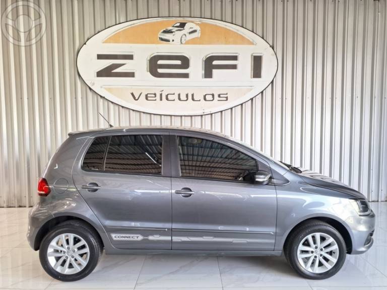 VOLKSWAGEN - FOX 1.6 MSI TOTAL FLEX CONNECT 4P MANUAL - 2019/2019 - CINZA - R$ 58.900,00