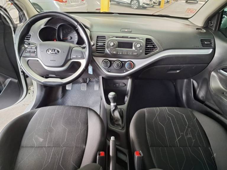 KIA MOTORS - PICANTO 1.0 EX 12V FLEX 4P MANUAL - 2015/2016 - BRANCA - R$ 44.900,00