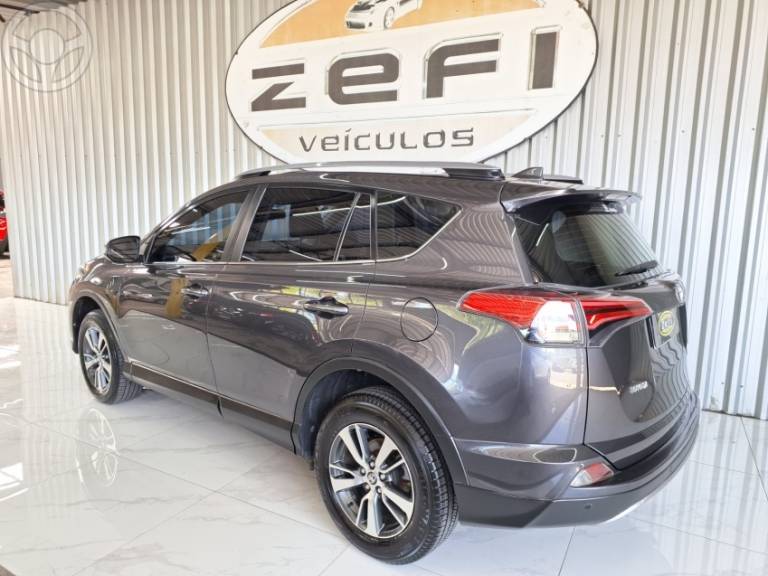 TOYOTA - RAV4 2.0 TOP 4X2 16V 4P AUTOMÁTICO - 2017/2017 - CINZA - R$ 114.900,00