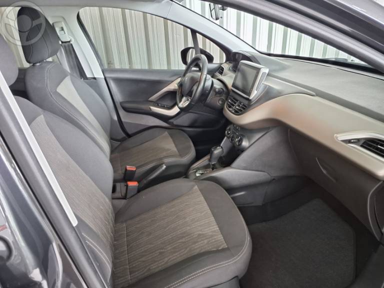 PEUGEOT - 2008 1.6 16V ALLURE PACK FLEX 4P AUTOMÁTICO - 2020/2021 - CINZA - R$ 66.900,00