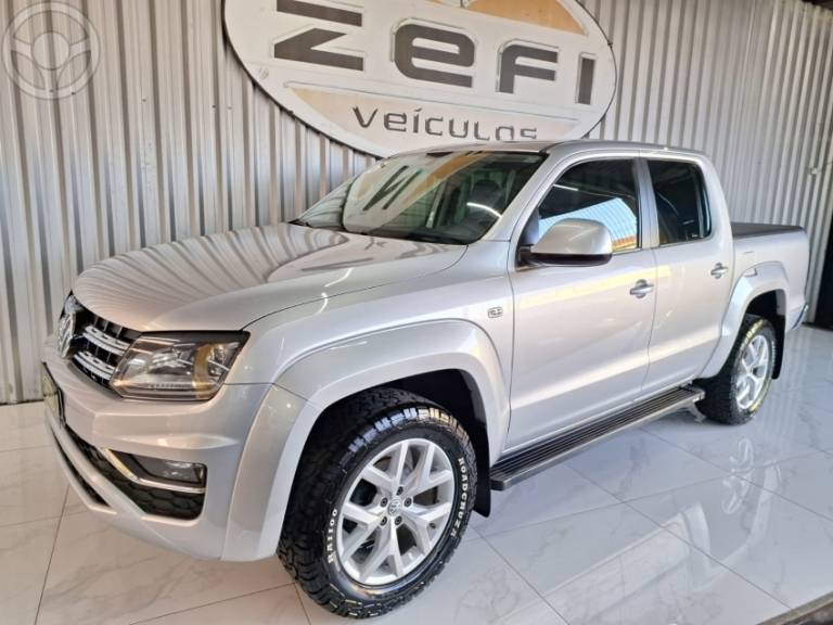 VOLKSWAGEN - AMAROK 2.0 HIGHLINE 4X4 CD 16V TURBO INTERCOOLER DIESEL 4P AUTOMÁTICO - 2018/2018 - PRATA - R$ 138.900,00