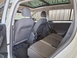VOLKSWAGEN - TIGUAN 1.4 ALLSPACE 250 TSI FLEX 4P - 2018/2018 - BRANCA - R$ 111.900,00