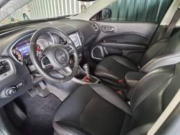 JEEP - COMPASS 2.0 16V FLEX LONGITUDE AUTOMÁTICO - 2019/2020 - CINZA - R$ 103.500,00