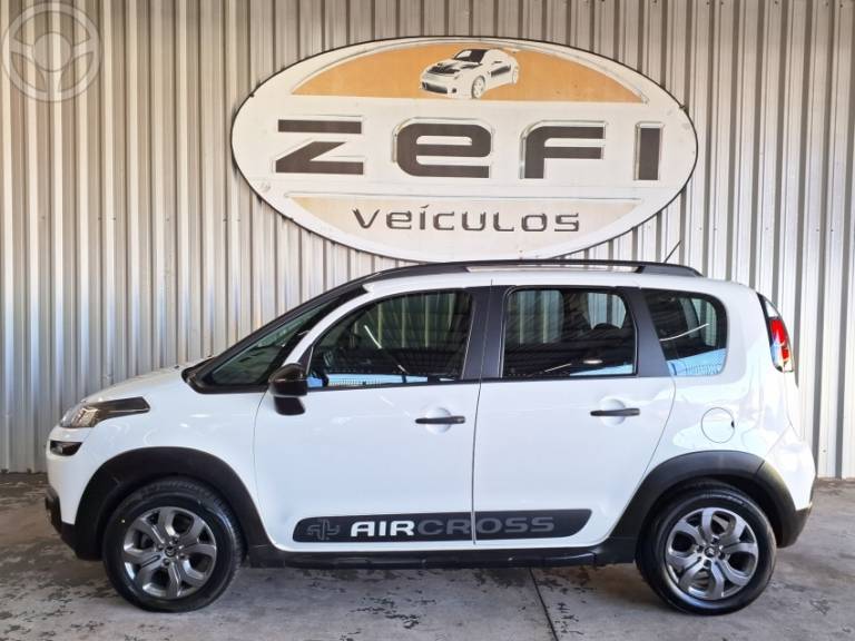 CITROËN - AIRCROSS 1.6 LIVE 16V FLEX 4P MANUAL - 2017/2018 - BRANCA - R$ 55.900,00