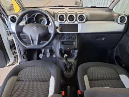 CITROËN - AIRCROSS 1.6 LIVE 16V FLEX 4P MANUAL - 2017/2018 - BRANCA - R$ 55.900,00