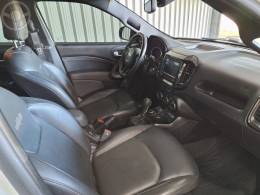 FIAT - TORO 2.0 16V ULTRA 4X4 AT9 DIESEL 4P AUTOMÁTICO - 2019/2020 - BRANCA - R$ 124.900,00