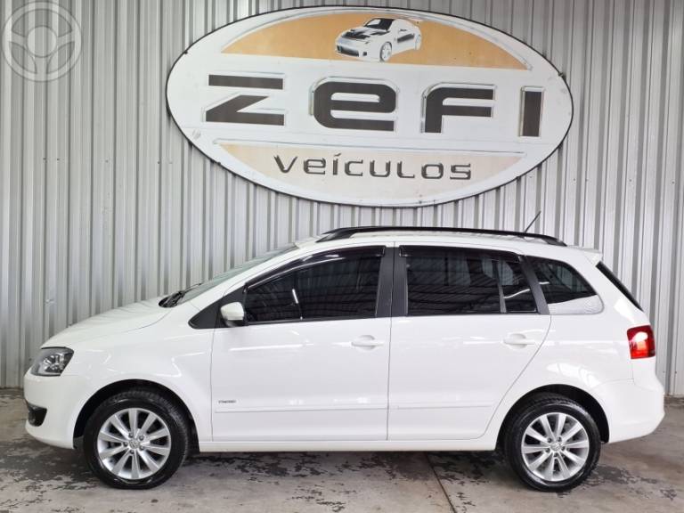 VOLKSWAGEN - SPACEFOX 1.6 MI TREND 8V FLEX 4P MANUAL - 2012/2012 - BRANCA - R$ 41.900,00