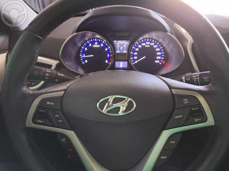 HYUNDAI - VELOSTER 1.6 16V 3P AUTOMÁTICO - 2012/2013 - PRETA - R$ 62.900,00
