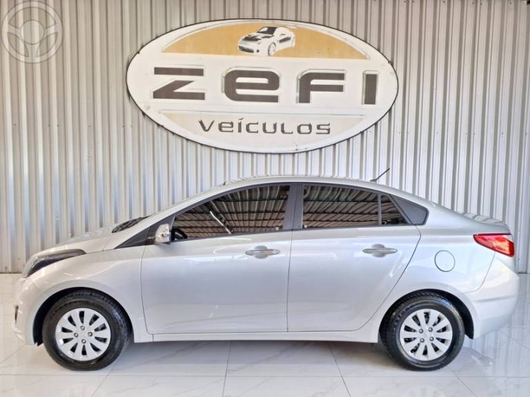 HYUNDAI - HB20S 1.6 COMFORT PLUS 16V FLEX 4P AUTOMÁTICO - 2015/2015 - PRATA - R$ 54.900,00