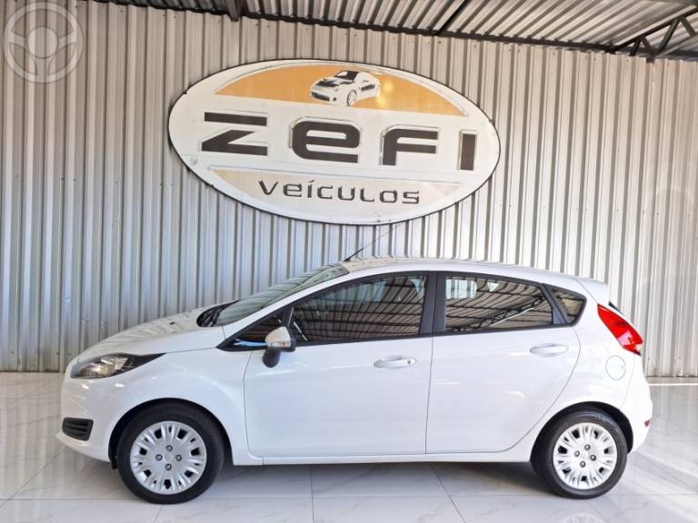 FORD - FIESTA 1.6 SE HATCH 16V FLEX 4P MANUAL - 2017/2017 - BRANCA - R$ 52.900,00