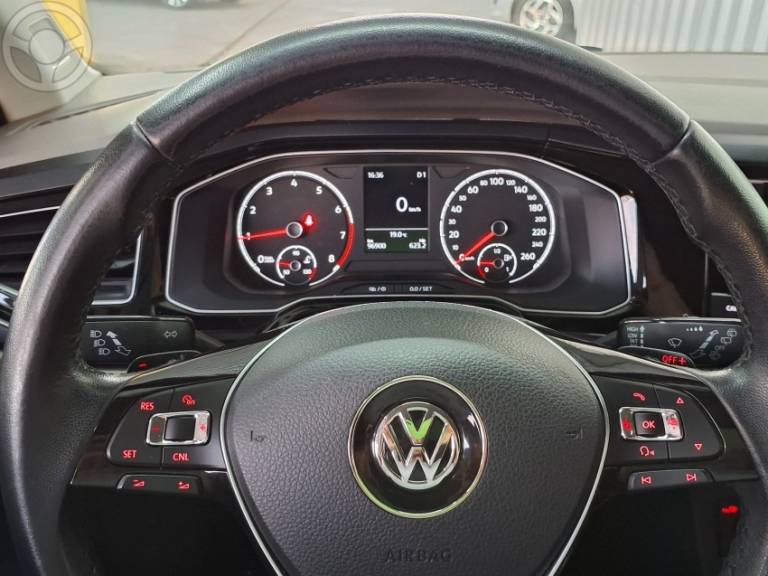 VOLKSWAGEN - POLO 1.0 200 TSI COMFORTLINE AUTOMÁTICO - 2018/2019 - BRANCA - R$ 74.500,00