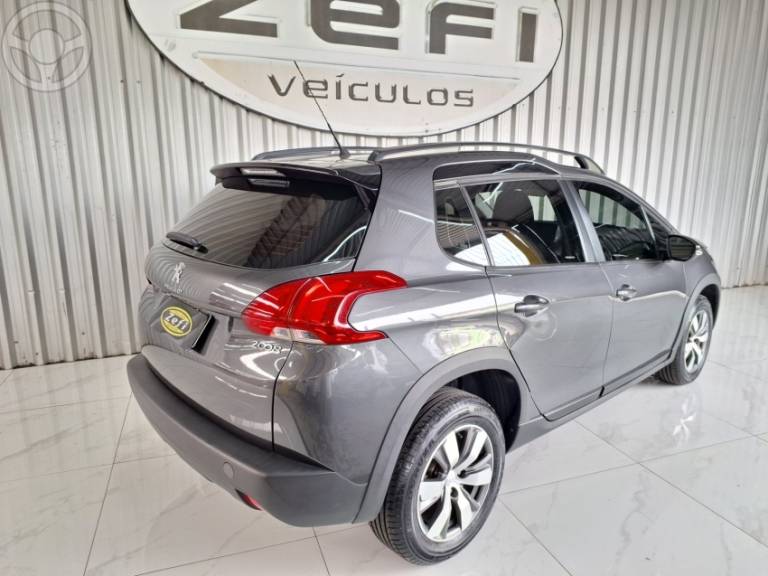 PEUGEOT - 2008 1.6 16V ALLURE PACK FLEX 4P AUTOMÁTICO - 2020/2021 - CINZA - R$ 66.900,00