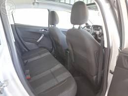 PEUGEOT - 208 1.6 GRIFFE 16V FLEX 4P AUTOMÁTICO - 2017/2018 - PRATA - R$ 63.900,00