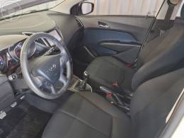 HYUNDAI - HB20X 1.6 16V STYLE FLEX 4P MANUAL - 2015/2015 - BRANCA - R$ 55.900,00
