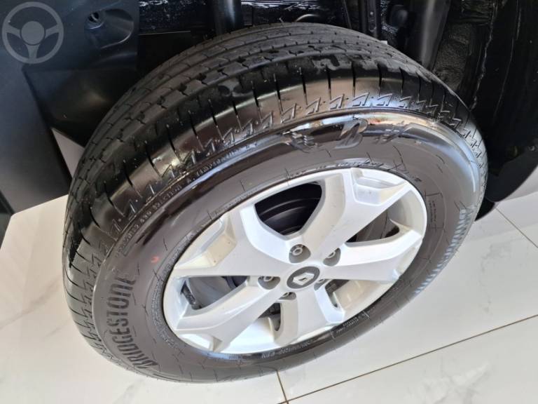 RENAULT - DUSTER 1.6 INTENSE 16V FLEX 4P AUTOMÁTICO - 2024/2025 - MARROM - R$ 114.900,00